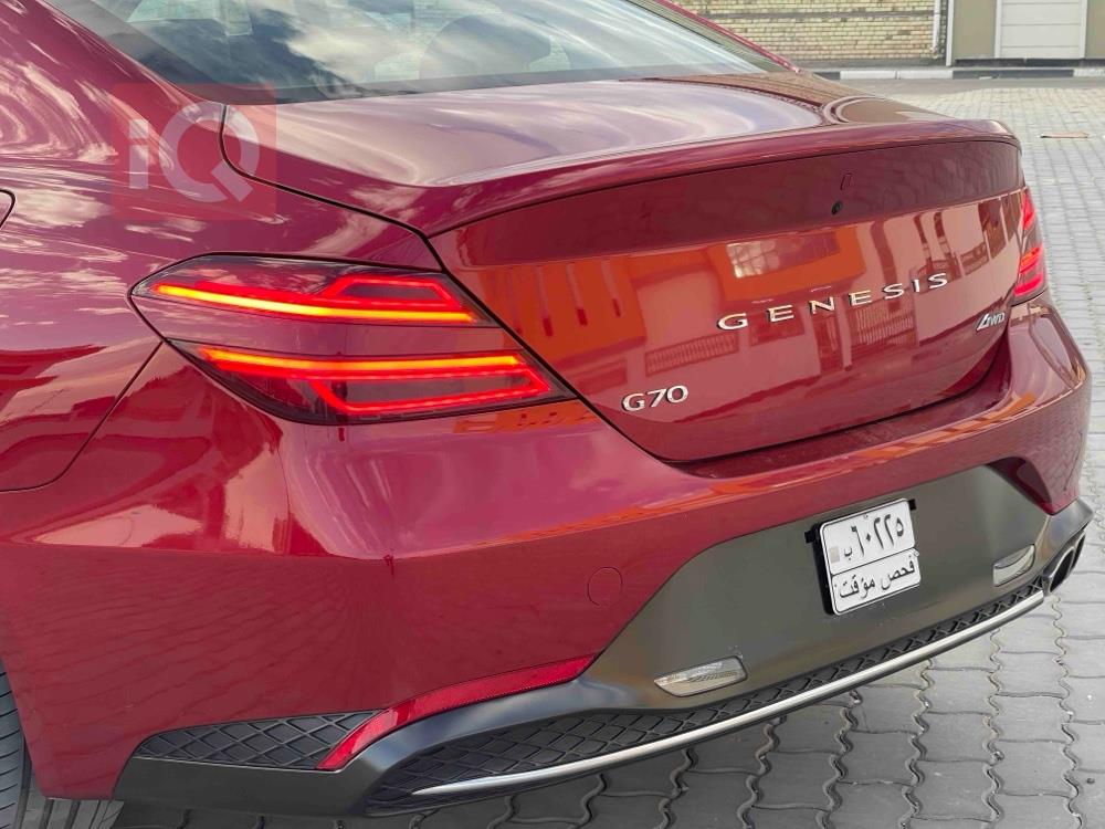 جێنسس G70